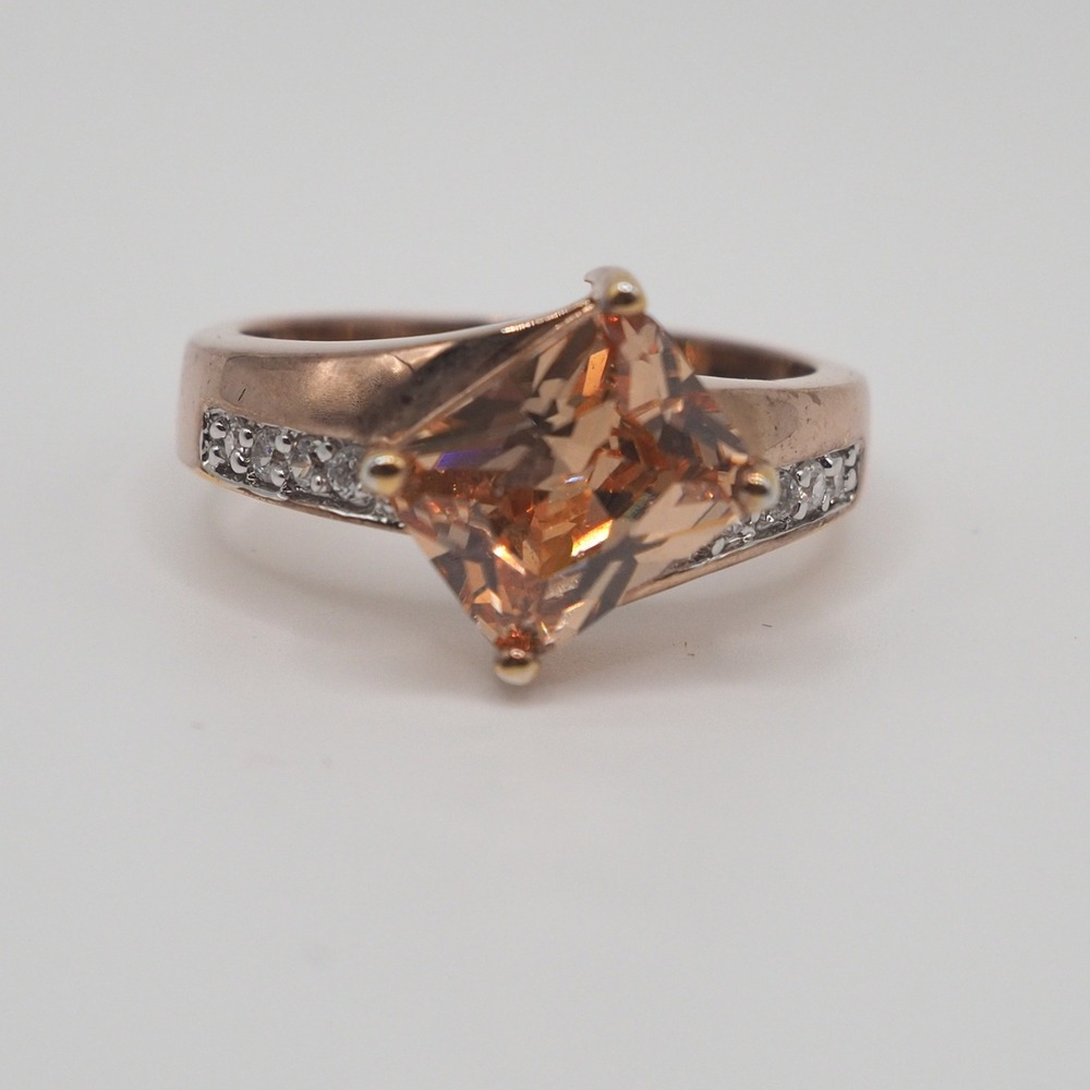 RSC Cocktail Ring 9 Rose Gold Champagne Princess Cut Bypass Band Pave Rhinestone